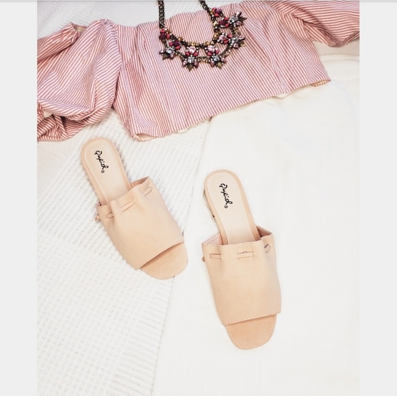 Price firm!/The Gladys// blush pink sandal - Picture 2 of 7